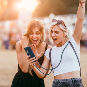 Capa de Telemóvel Silky Cordão